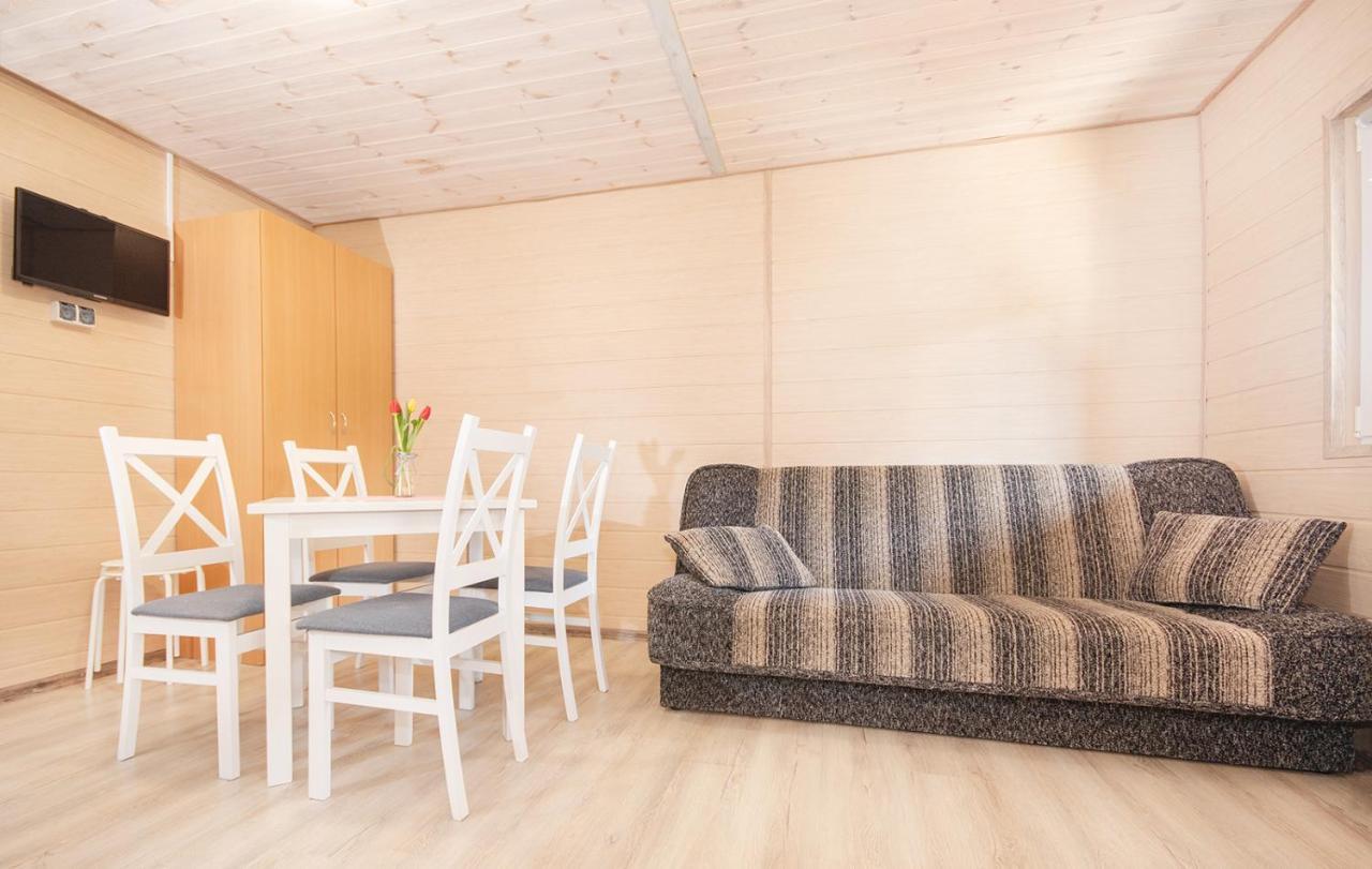 Przyjazna Osada - Domki I Apartamenty Дарлово Экстерьер фото